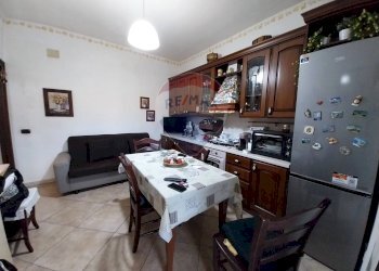 Sala da pranzo - Appartamento Villaggio Sant'agata Zona A
 
17, Catania - foto 2