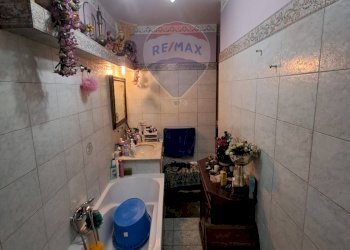 Bagno - Appartamento via Ortogrande
 
39, Giardini-Naxos - foto 16