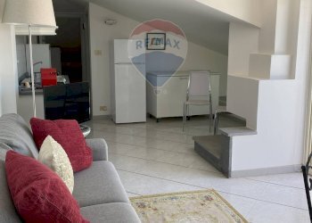 Soggiorno - Attico via R. Leoncavallo
 
4, Taormina - foto 1