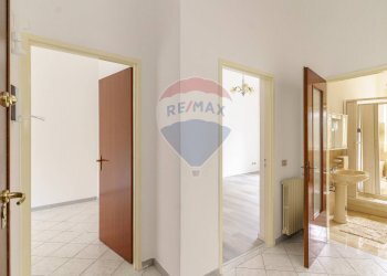 Hall / corridoio - Independent house VIA ARMANDO DIAZ
 
48, Francofonte - photo 6