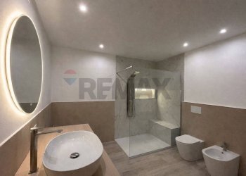 Bagno - Trilocale Via Amalfitania
 
9, Siracusa - foto 4