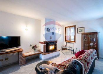 Soggiorno - Semi-detached house VIA NAVIGLIO
 
7, Sabbioneta - photo 3