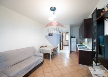 Sala da pranzo - Bilocale Via Manzoni
 
205, Casalmaggiore - foto 4