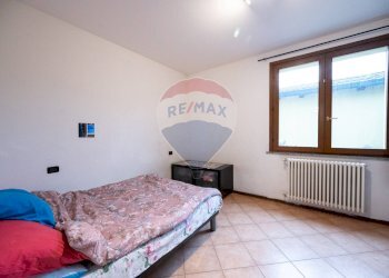 Camera / camera da letto - Bilocale Via Manzoni
 
205, Casalmaggiore - foto 10