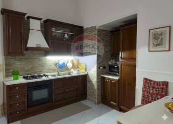 Cucina - Bilocale via Vittoriio Emanuele III, Napoli - foto 2