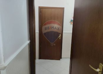 Hall / corridoio - Bilocale via Vittoriio Emanuele III, Napoli - foto 5