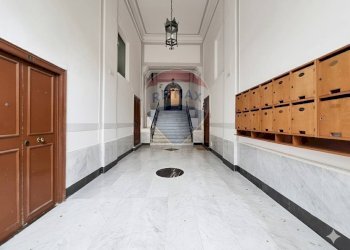 Ricezione / Lobby - Appartamento Via Nicola Ricciardi
 
5 A, Napoli - foto 1