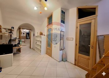 Hall / corridoio - Appartamento Via Nicola Ricciardi
 
5 A, Napoli - foto 11