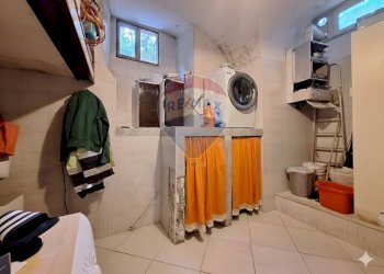 Bagno - Appartamento Via Nicola Ricciardi
 
5 A, Napoli - foto 16