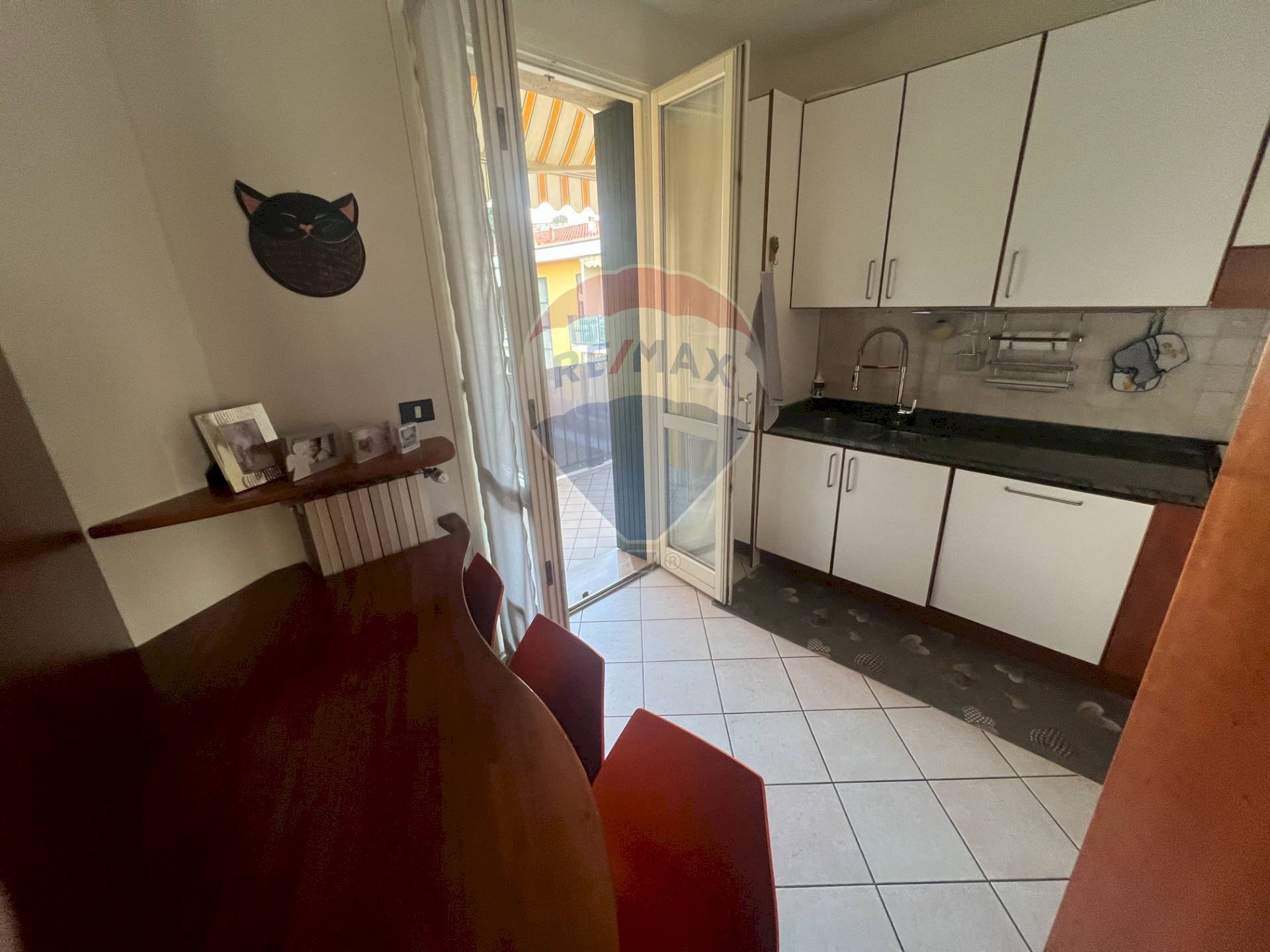 Cucina - Three-room apartment PIAZZA VITTORIO VENETO
 
15, Brusaporto - photo 3