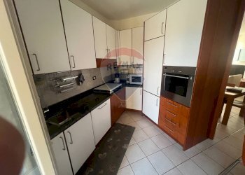 Cucina - Trilocale PIAZZA VITTORIO VENETO
 
15, Brusaporto - foto 4