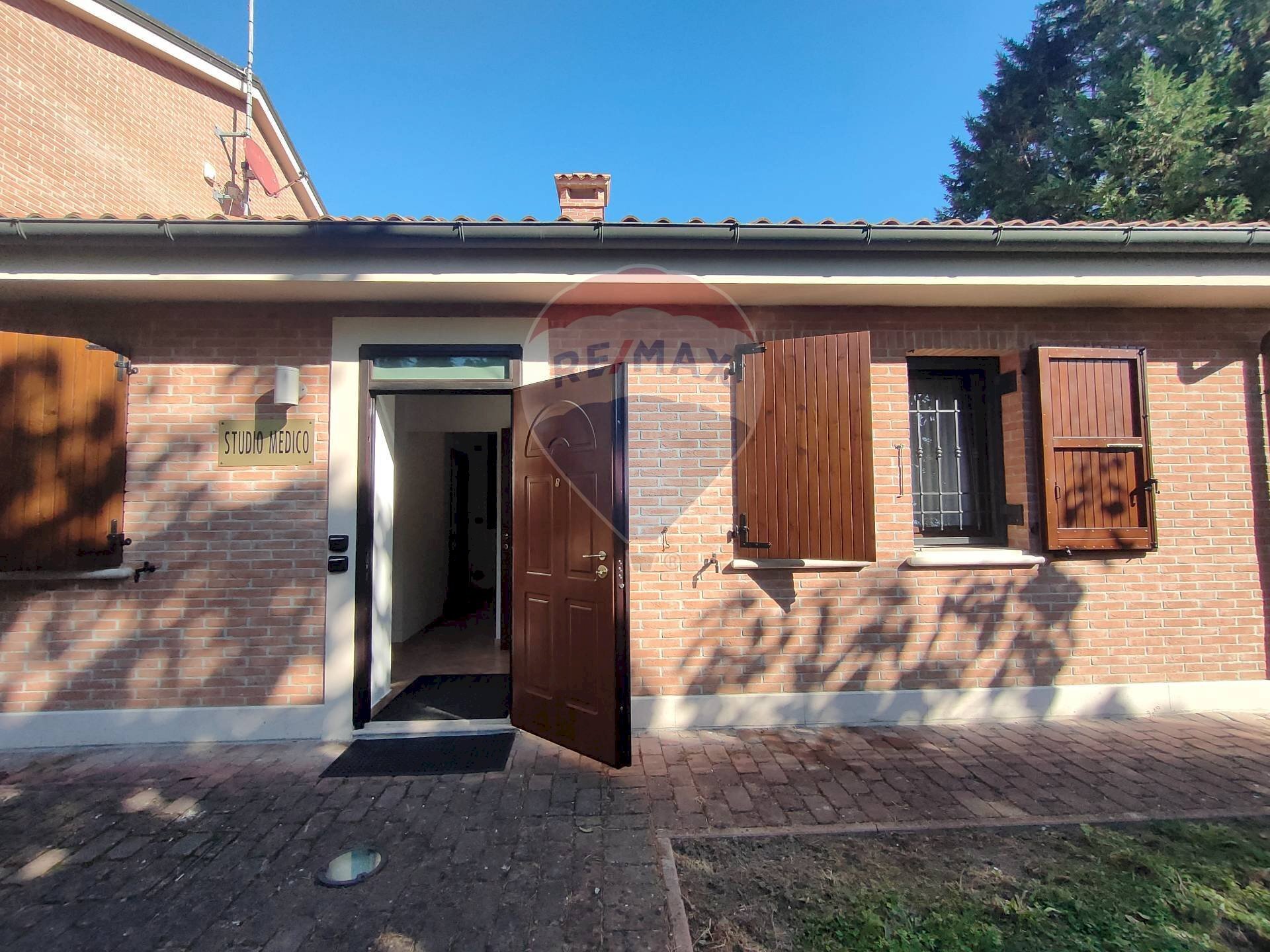 Casa all\'aperto - Attività Commerciale via canapa
 
62, Ferrara - foto 2