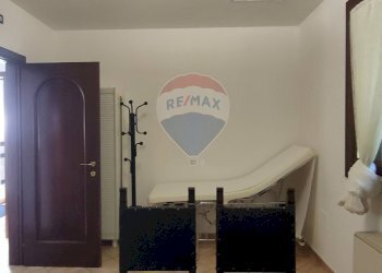 Camera / camera da letto - Attività Commerciale via canapa
 
62, Ferrara - foto 25