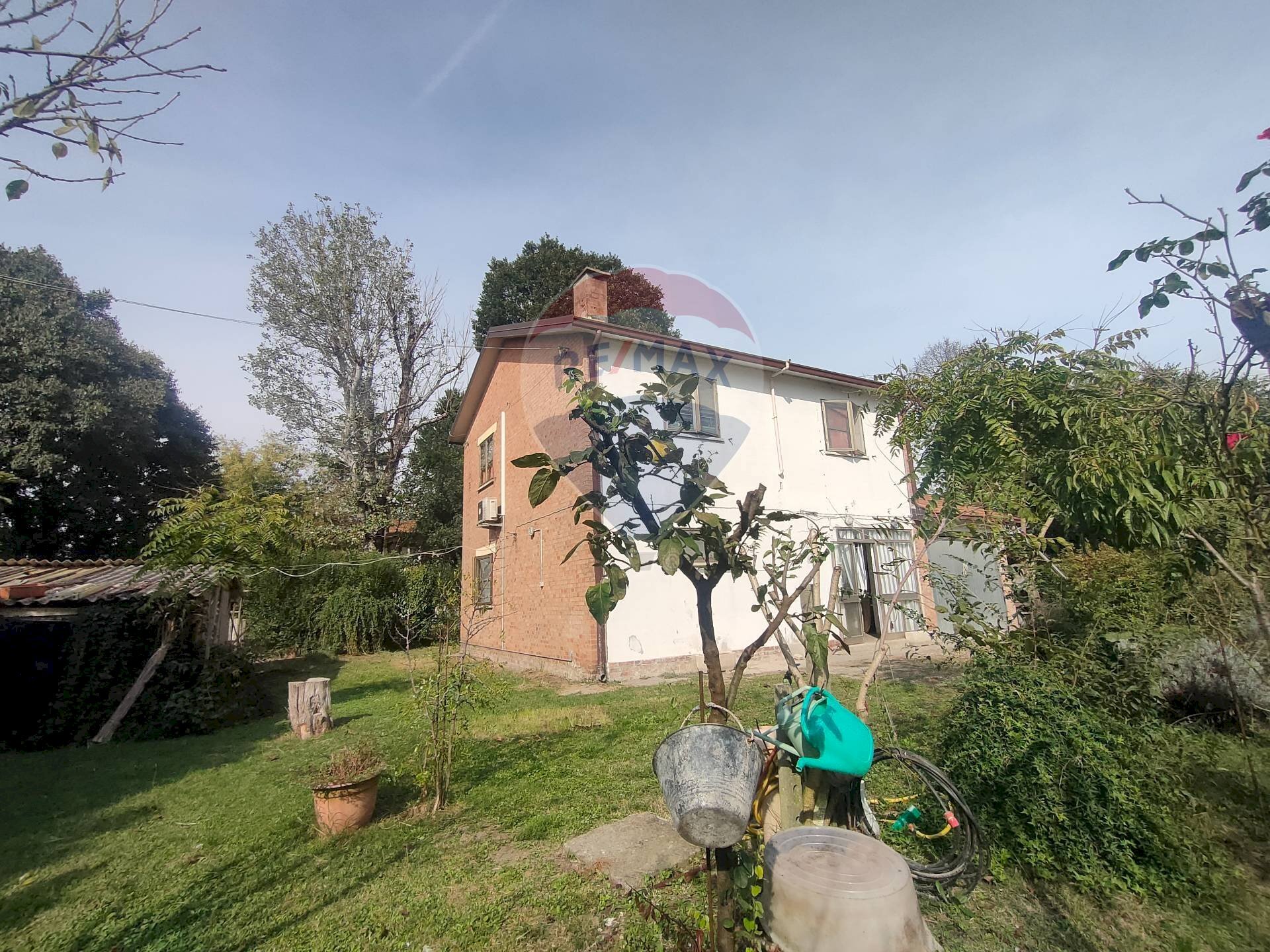 Casa all\'aperto - Casa indipendente strada leona
 
7, Jolanda di Savoia - foto 1