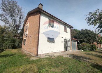 Casa all\'aperto - Casa indipendente strada leona
 
7, Jolanda di Savoia - foto 2