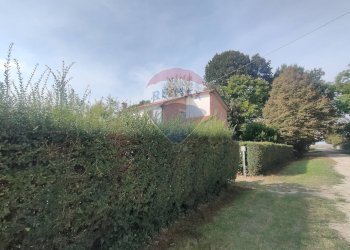 Giardino - Casa indipendente strada leona
 
7, Jolanda di Savoia - foto 16