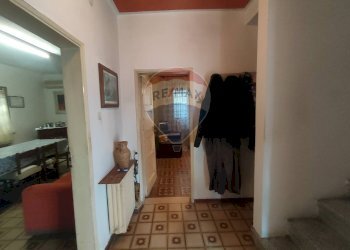 Hall / corridoio - Casa indipendente strada leona
 
7, Jolanda di Savoia - foto 17