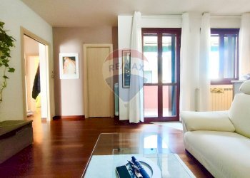 Soggiorno - Trilocale federico fellini
 
19, Stienta - foto 14