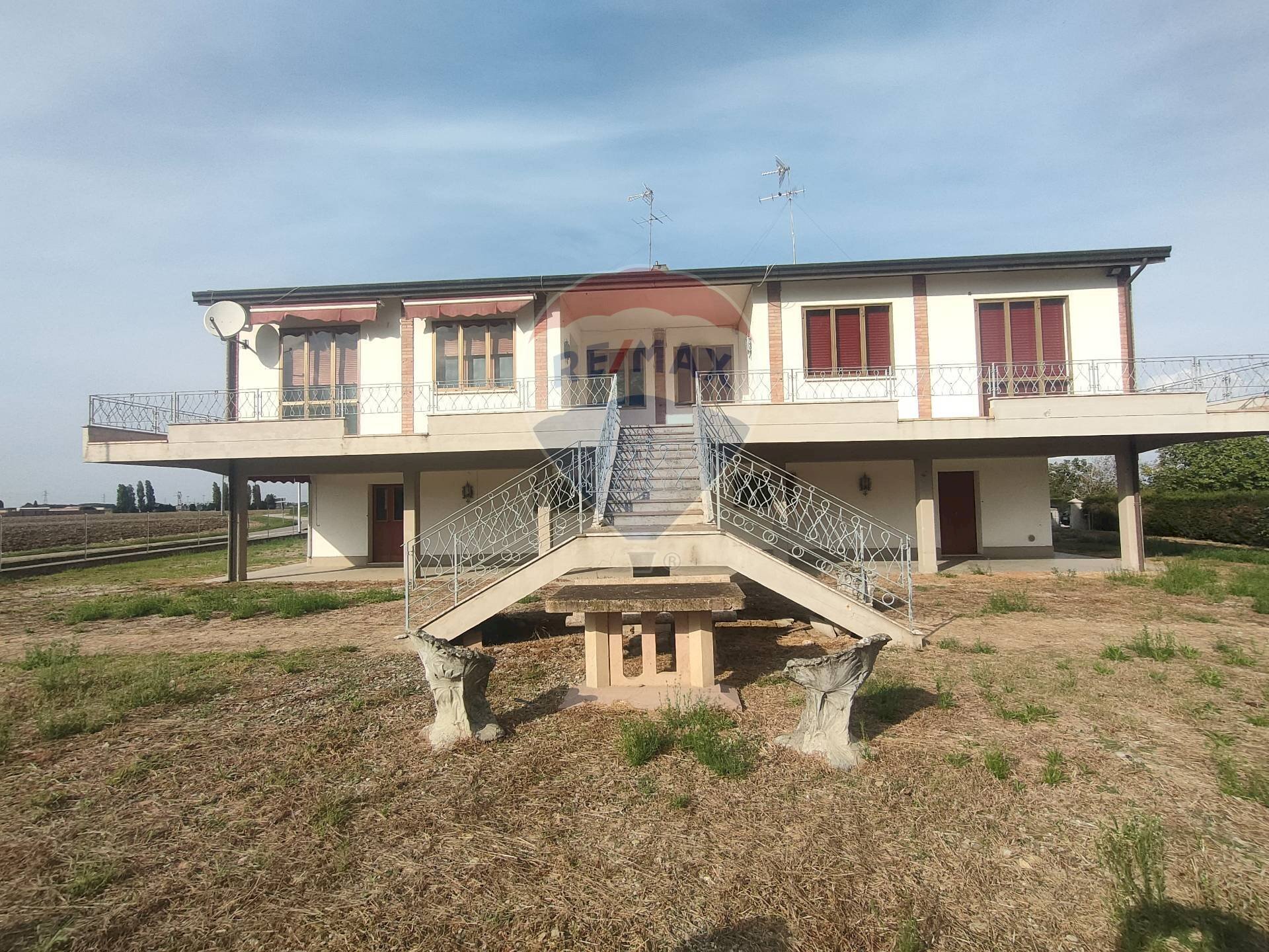 Casa all\'aperto - Villa via delle venezie
 
2, Tresignana - foto 1