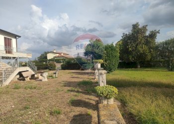 Giardino - Villa via delle venezie
 
2, Tresignana - foto 6