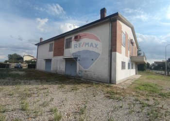 Casa all\'aperto - Villa via delle venezie
 
2, Tresignana - foto 18