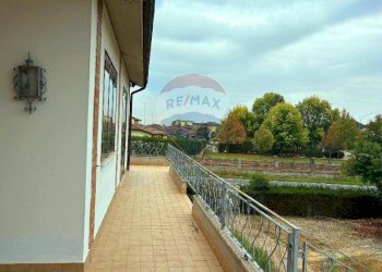 Balcone - Villa via delle venezie
 
2, Tresignana - foto 28