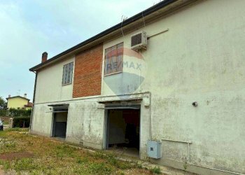 Casa all\'aperto - Villa via delle venezie
 
2, Tresignana - foto 30