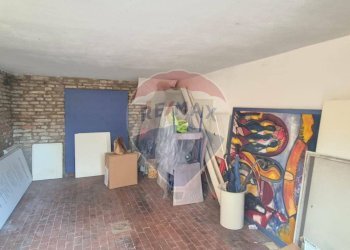 Stanza vuota - Appartamento Via XX settembre
 
54, Ferrara - foto 42