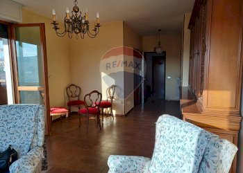 vista della sala - Appartamento via San Giulio
 
4, Novara - foto 8