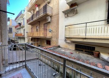 Foto 6 - Quadrilocale vittorio emanuele orlando
 
30, Ficarazzi - foto 6