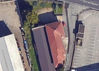 Foto 3 - Commercial Premises Corso Susa
 
29, Caselette - photo 2