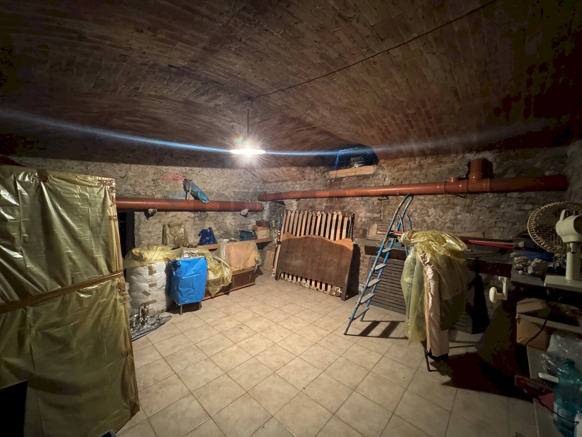 Dispensa di stoccaggio - Magazzino via Melloni
18, Milano - foto 3