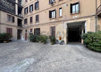 Edificio all\'aperto - Magazzino via Melloni
18, Milano - foto 12