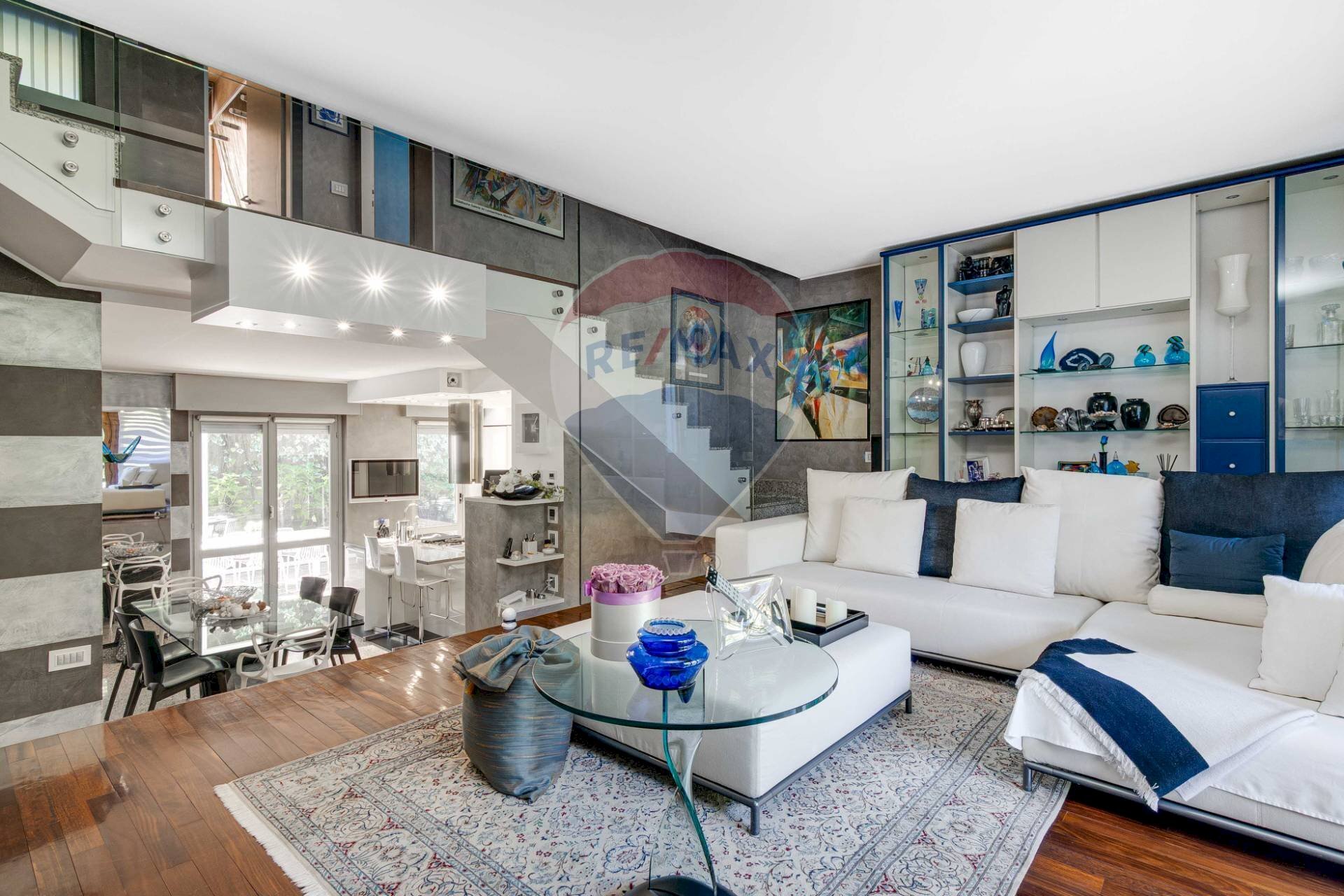 Soggiorno - Villa a Schiera Via Trieste
 
45, Cassano Magnago - foto 1