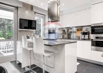 Cucina - Villa a Schiera Via Trieste
45, Cassano Magnago - foto 5