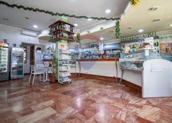 Non correlato - Bar Tavola Calda - Fredda Via Capo Spartivento
 
21/a, Roma - foto 2