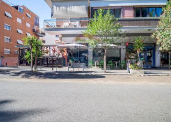 Edificio all\'aperto - Bar Tavola Calda - Fredda Via Capo Spartivento
 
21/a, Roma - foto 11