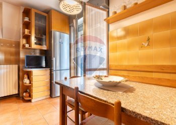 Sala da pranzo - Trilocale VIA MARCO D'AGRATE
 
36, Monza - foto 11