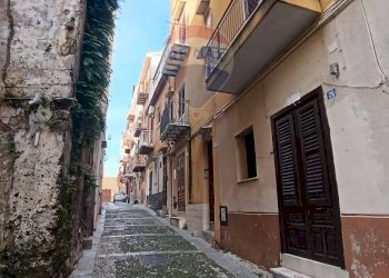 via mazzini - Appartamento via Giuseppe Mazzini
 
27, Carini - foto 33