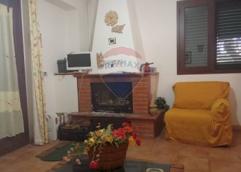 Soggiorno - Casa indipendente Niscemi - foto 2