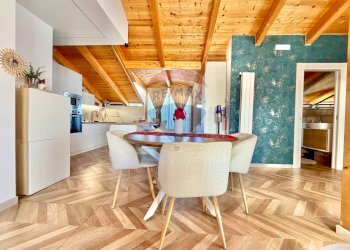 Sala da pranzo - Attico VIA GIORDANO BRUNO
 
31, Marano di Napoli - foto 4