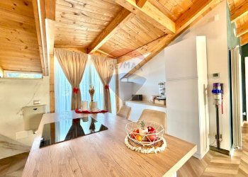 Sala da pranzo - Attico VIA GIORDANO BRUNO
 
31, Marano di Napoli - foto 23