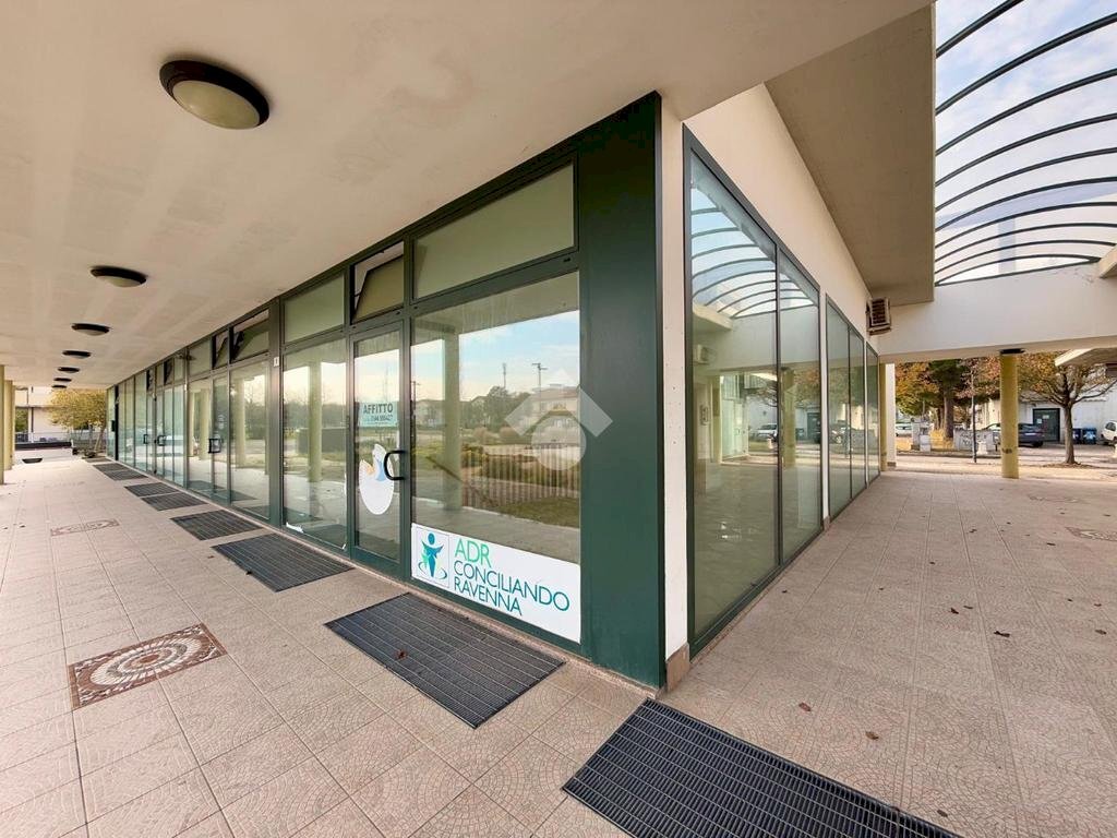 Box Viale Tritone, hamlet Pinarella, Cervia - photo 1