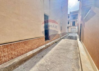 Edificio all\'aperto - Two-room apartment Via Roma
 
90, Cinisi - photo 4
