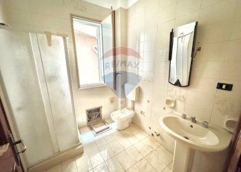 Bagno - Two-room apartment Via Roma
 
90, Cinisi - photo 8
