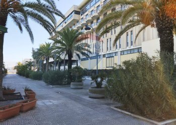 Edificio all\'aperto - Bilocale Via Giudice Regio
 
7, Margherita di Savoia - foto 20