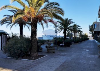 Edificio all\'aperto - Bilocale Via Giudice Regio
 
7, Margherita di Savoia - foto 25