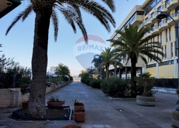 Edificio all\'aperto - Bilocale Via Giudice Regio
 
7, Margherita di Savoia - foto 30