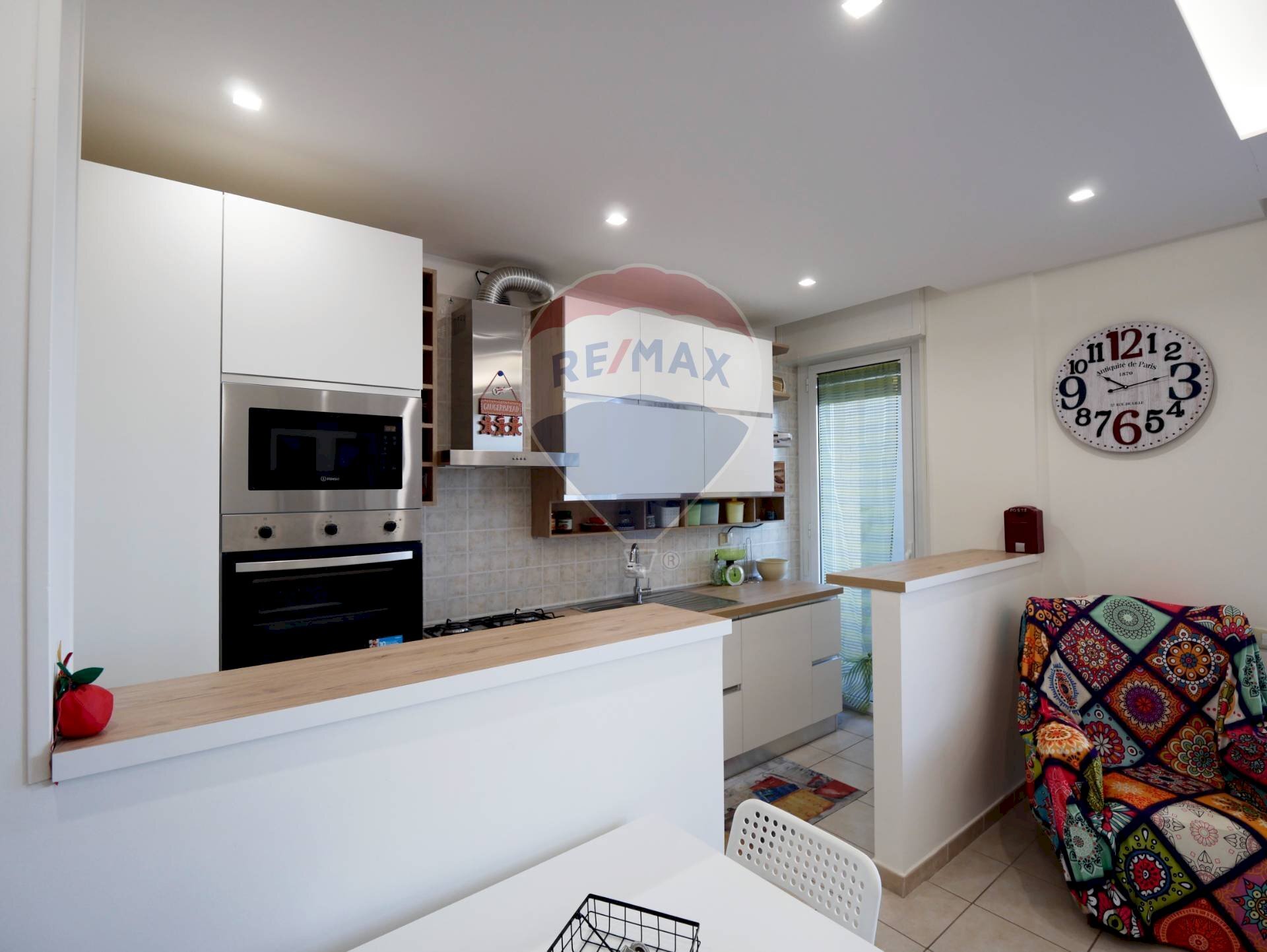 Cucina - Trilocale Strada Provinciale Modugno-Carbonara
 
4/29, Bari - foto 3