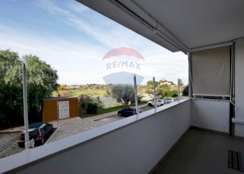 Balcone - Trilocale Strada Provinciale Modugno-Carbonara
 
4/29, Bari - foto 6